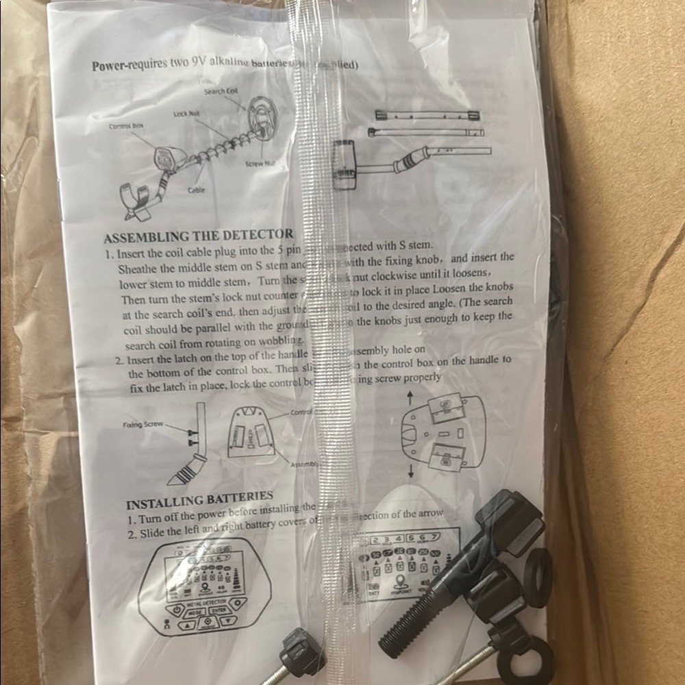 Black Electronics Accessory Kit - Picture 2 of 9